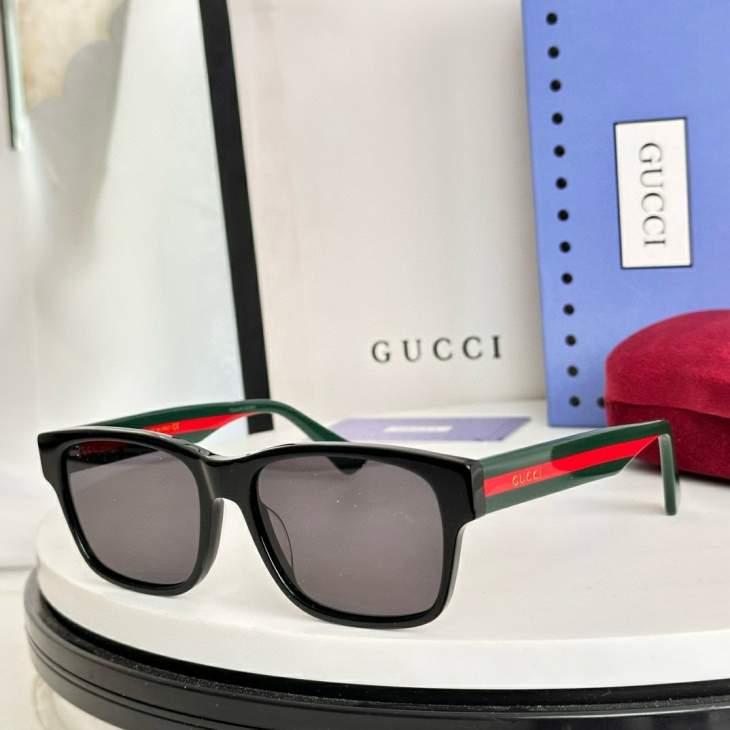 Picture of Gucci Sunglasses _SKUfw79338191fw